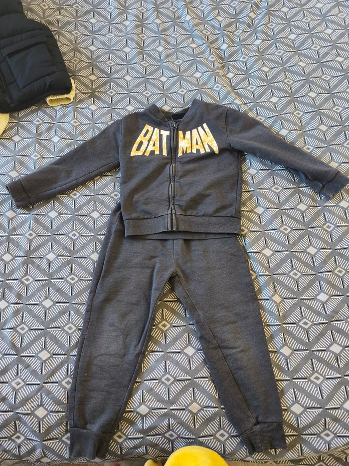 Ensemble jogging - photo numéro 2