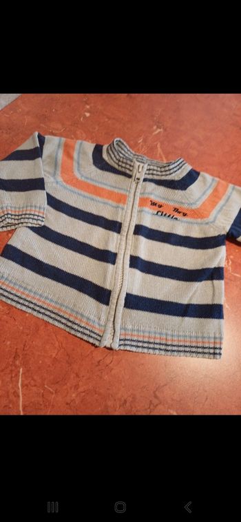 Gilet bébé taille 9 mois