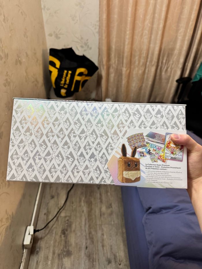 Pokémon Coffret Super premium collection évolution prismatique - photo numéro 3