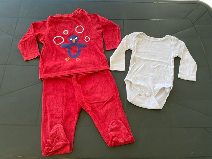 Lot de pyjamas et bodies garçon 18 mois - photo numéro 5