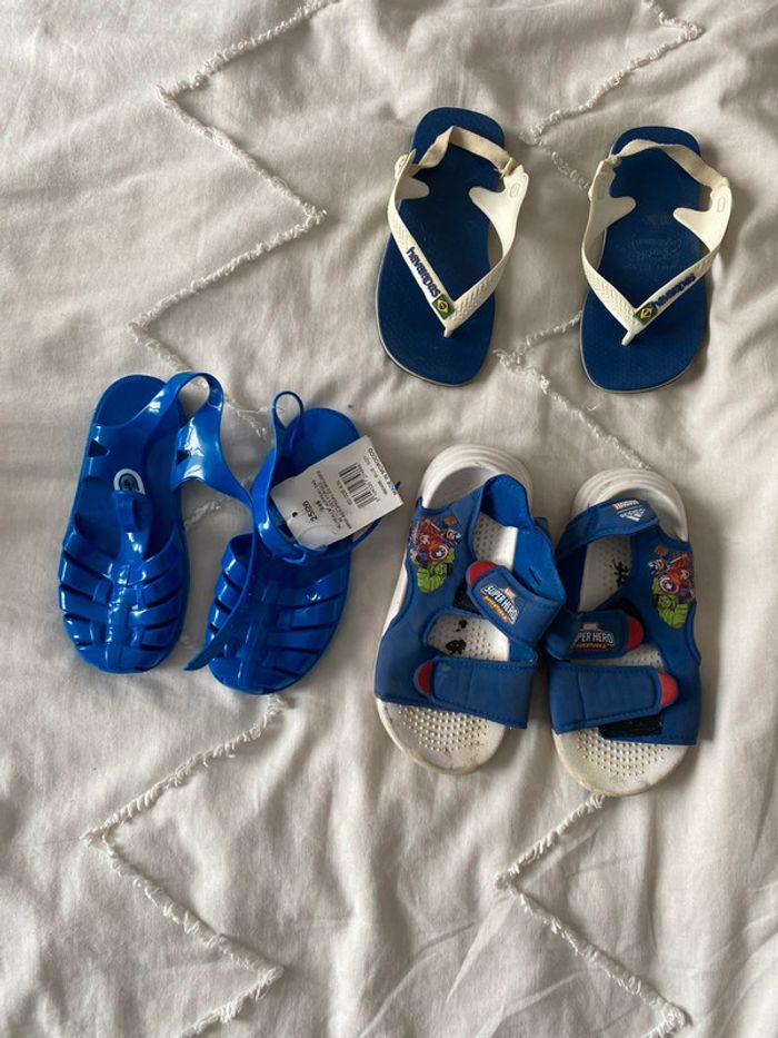 Lot de 3 paire de sandalette ,claquette garçon 25/26