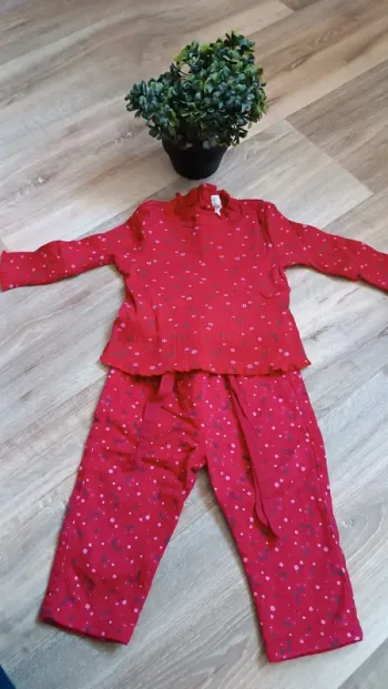 Ensemble tee-shirt pantalon