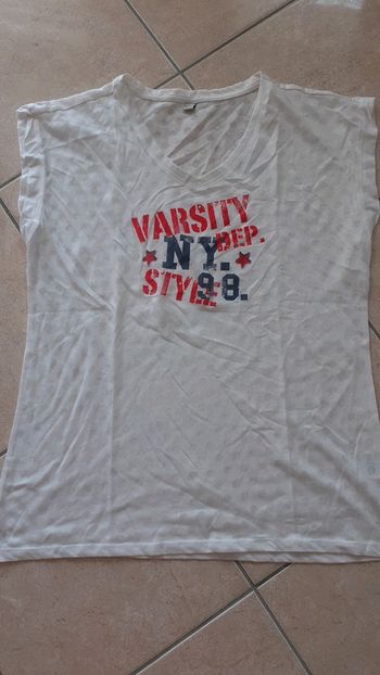 Tee-shirt blanc avec motifs 42/44