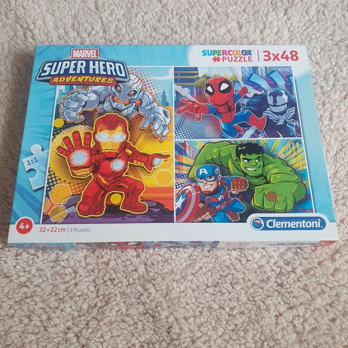 3 puzzles super heros