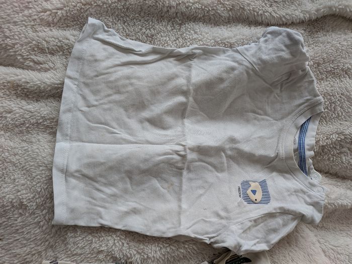 Ensemble t shirts 12 mois - photo numéro 8