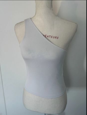 Top asymétrique blanc Stradivarius M