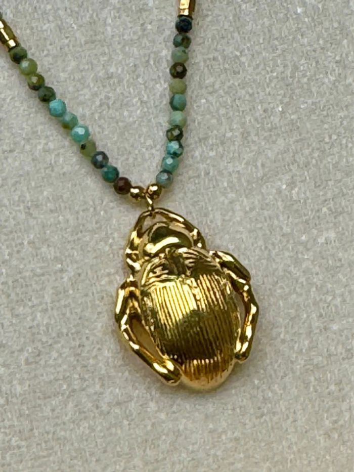 Collier acier inoxydable or réglable perles malachite pendentif gros scarabée travaillé - photo numéro 2