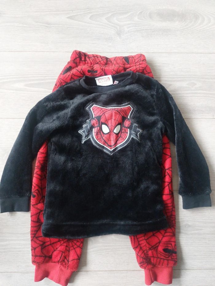 Pyjama Spiderman Marvel taille 5 ans - photo numéro 3