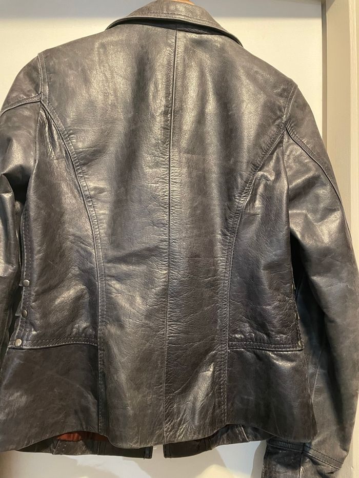 Blouson cuir gris foncé jamais mis - photo numéro 3