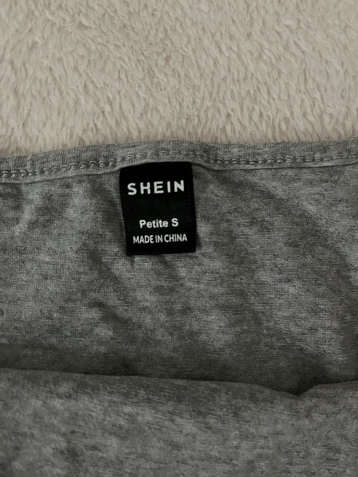 top gris shein - photo numéro 2