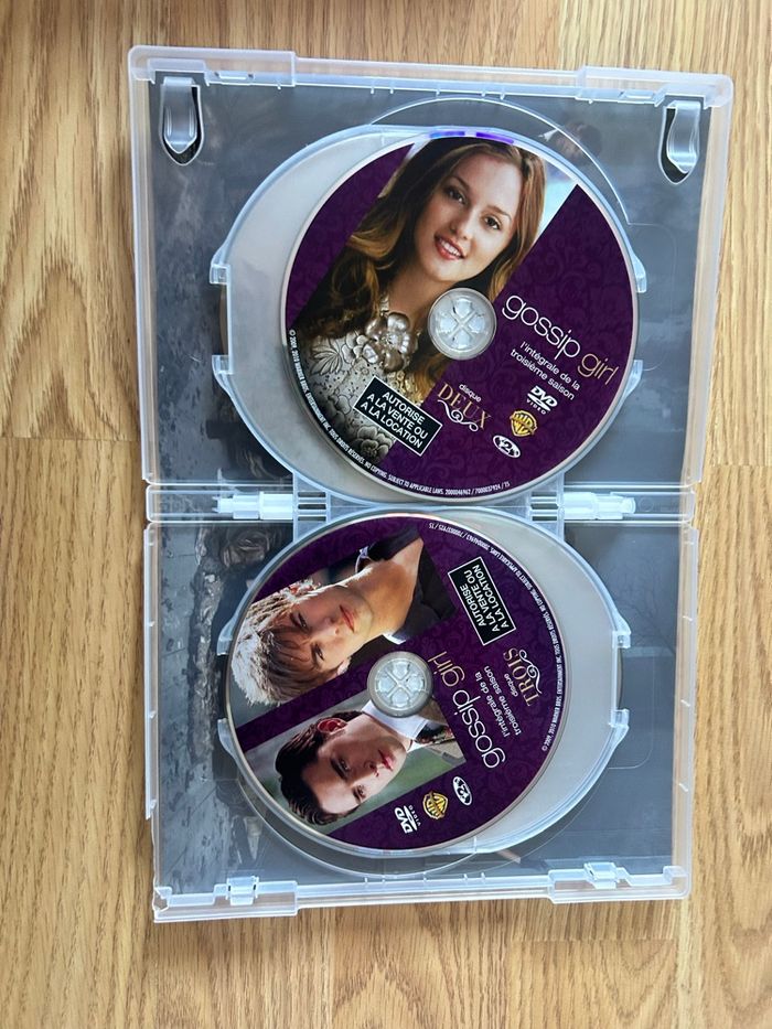 DVD coffret Gossip Girl - photo numéro 10