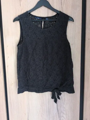 Top en dentelle sans manches Kiabi, taille L