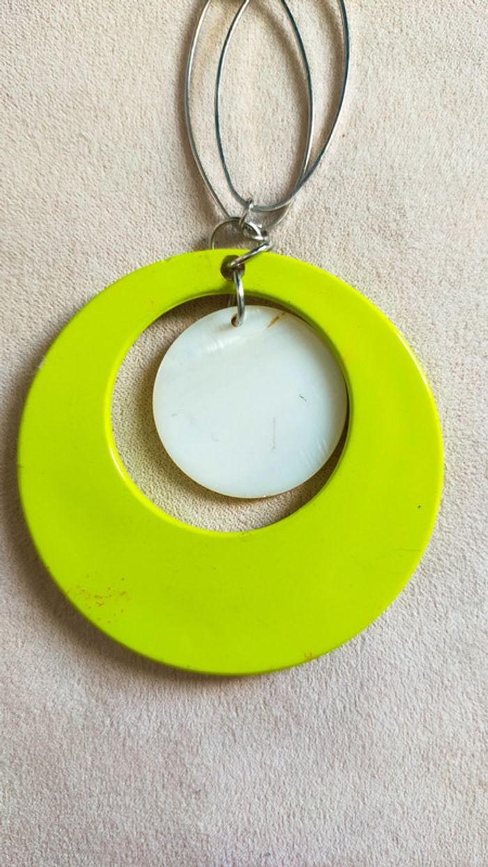 Collier vintage argenté et vert citron – Collection Émeraude Urbaine - photo numéro 7