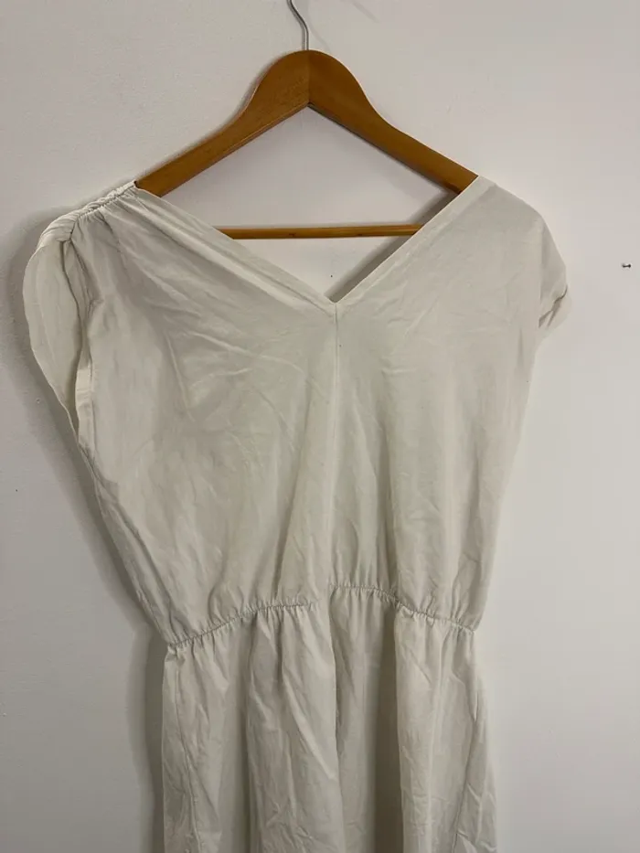 Robe blanche bon état T40 - photo numéro 3