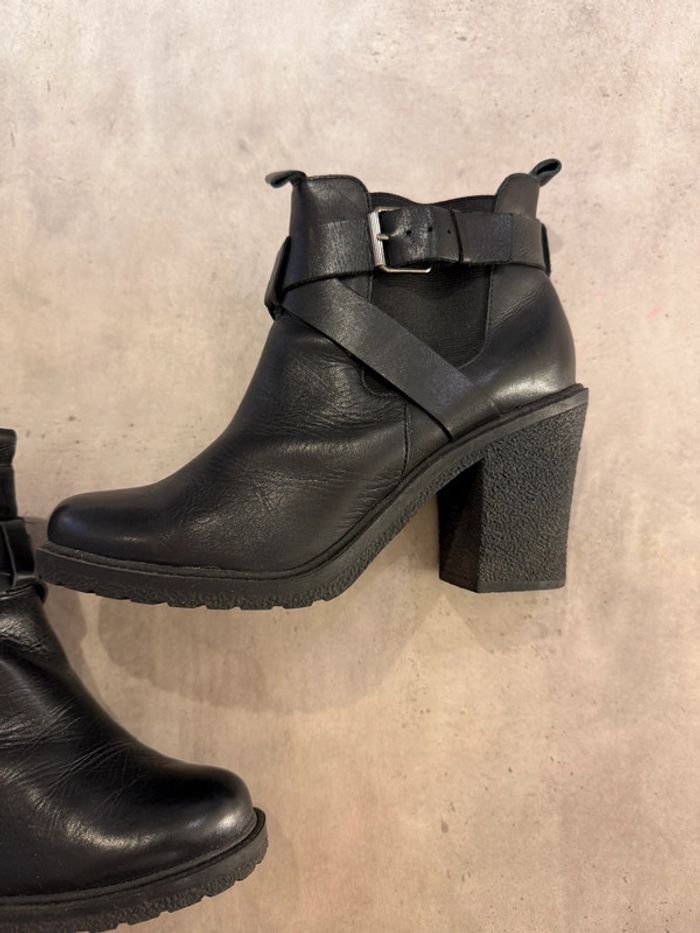 Bottines en cuir André pointure 38 - photo numéro 3