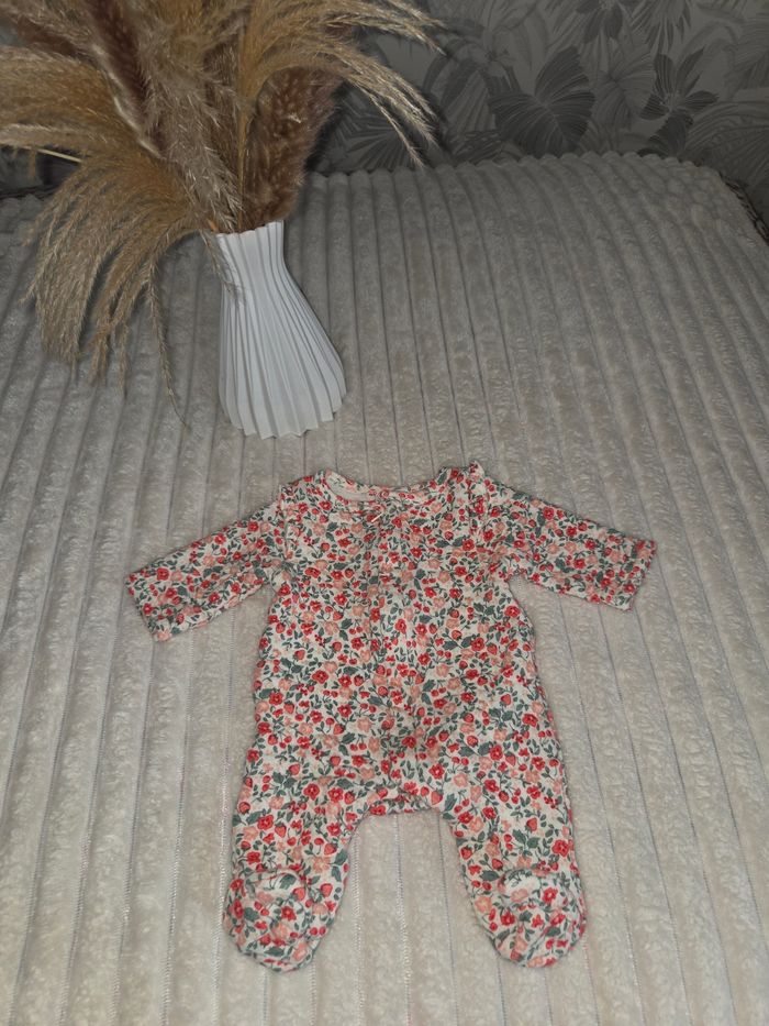 Lot pyjama bodies 0mois - photo numéro 6