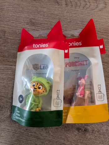 Lot tonies