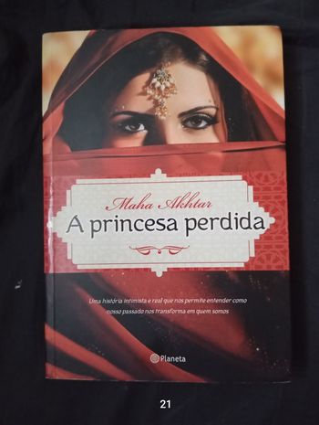 Maha Akhtar  ( version Portugaise)