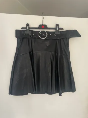 Jupe cuir Bershka L