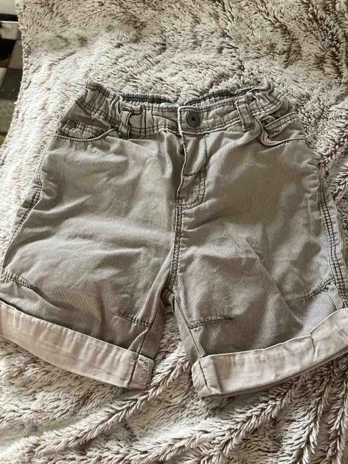 Short à revers réglable