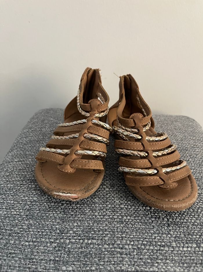Sandales Primark Pour Filles Taille 27 - photo numéro 2
