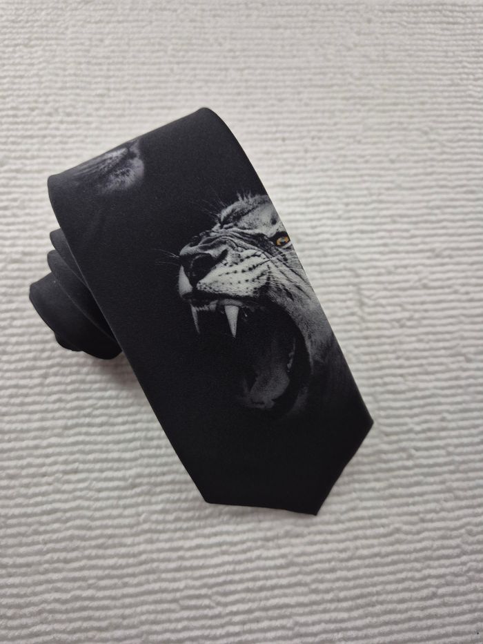 Cravate tigre blanc - photo numéro 2