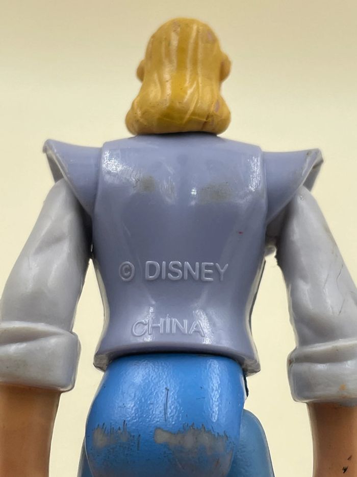 Figurine articulé Disney Pocahontas John Smith Mattel 13 cm - photo numéro 4