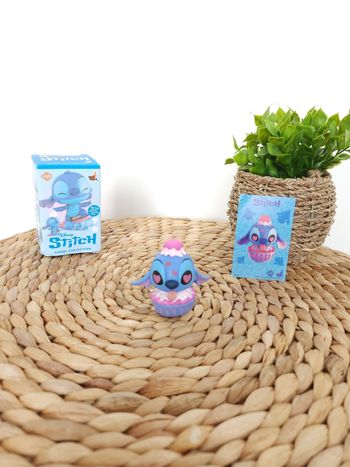 Figurine Stitch Glace Fraise Cosbi Collection Disney 100