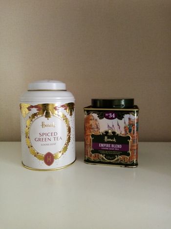 2 boîtes à thé Harrods