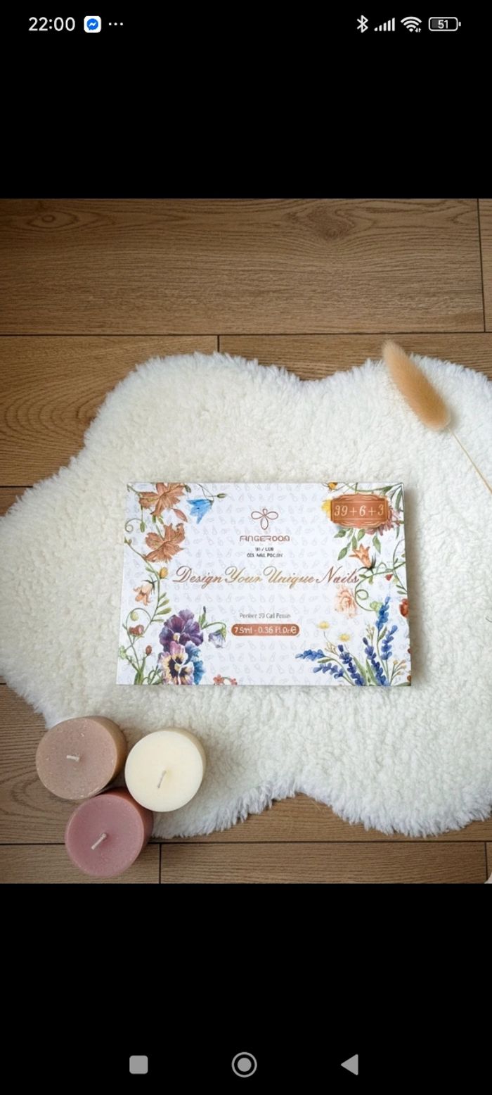 Lot manucure vernis semi-permanents et lampe UV - photo numéro 2