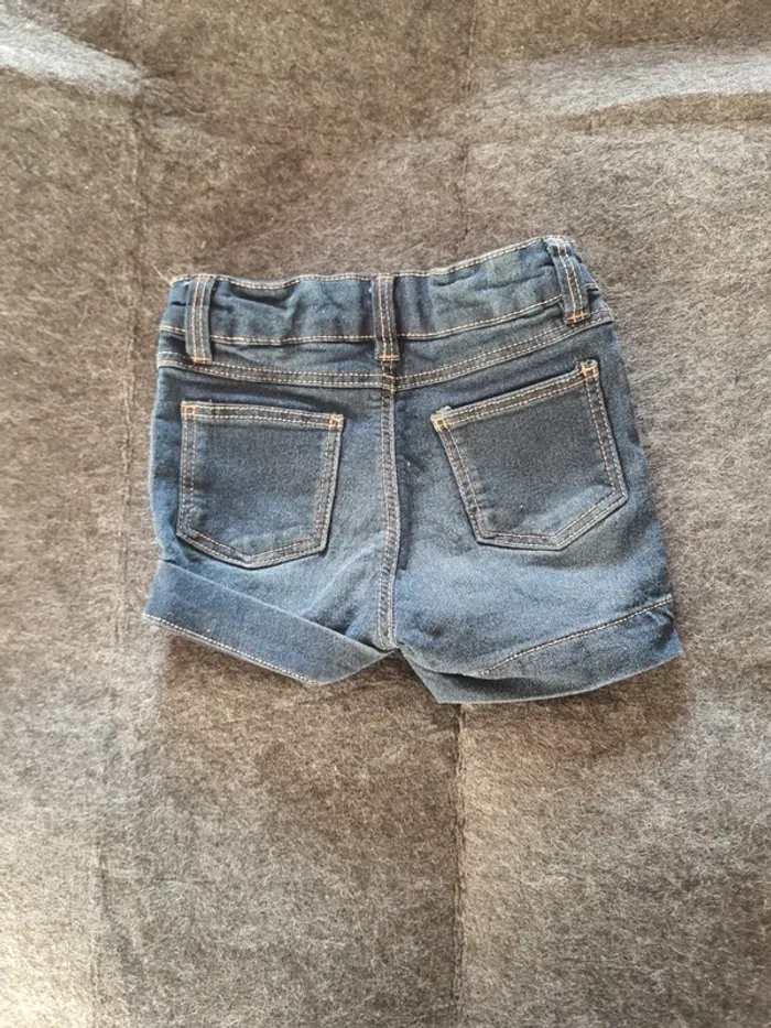 Short 3ans - photo numéro 3