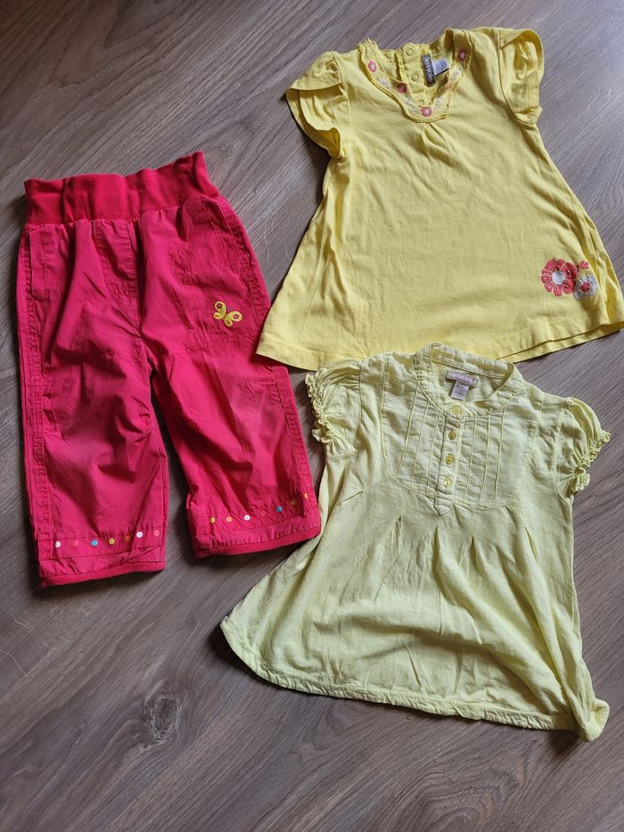 Lot pantalon et 2 tuniques 23 mois Orchestra