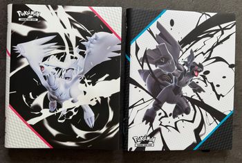 Classeurs Pokémon Foudre Noire + Flamme Blanche EV10.5