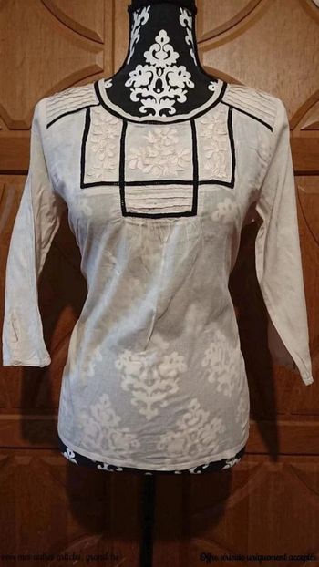 Blouse casual chic beige - Brodée Fleurs Mango basics taille 38