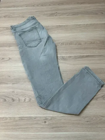 Jean homme taille 40