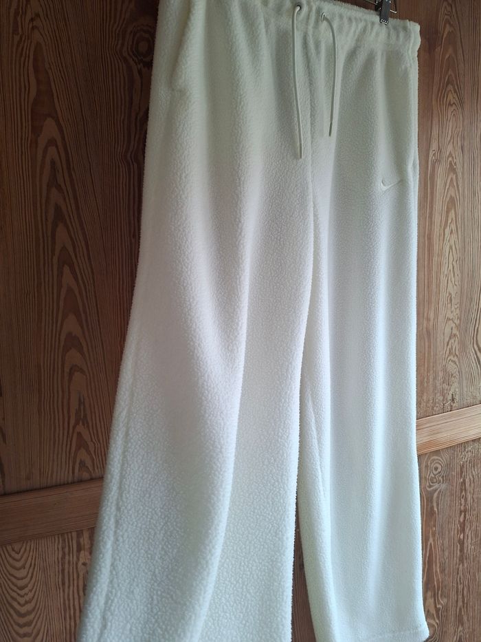 Jogging teddy NIKE - photo numéro 3