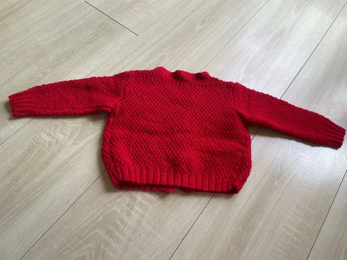 Gilet fait main 18 mois - photo numéro 2