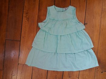 Robe 18 mois vert d'eau à volants