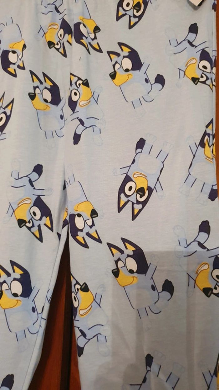 Pantalon de pyjama Bluey taille 5-6 ans - photo numéro 3