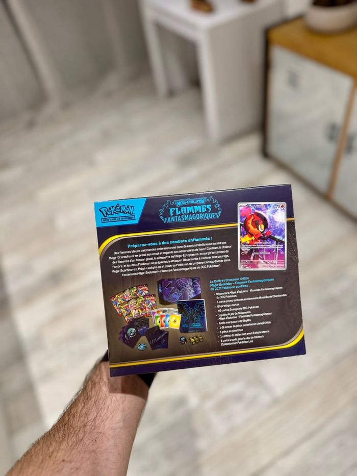 [NEUF] Coffret dresseur d’élite ETB Pokémon ME02 flammes fantasmagoriques - photo numéro 2
