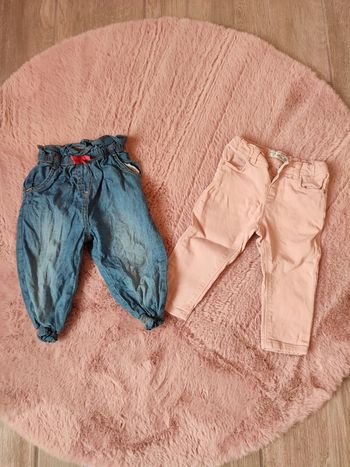 Lot 2 pantalons 9 mois