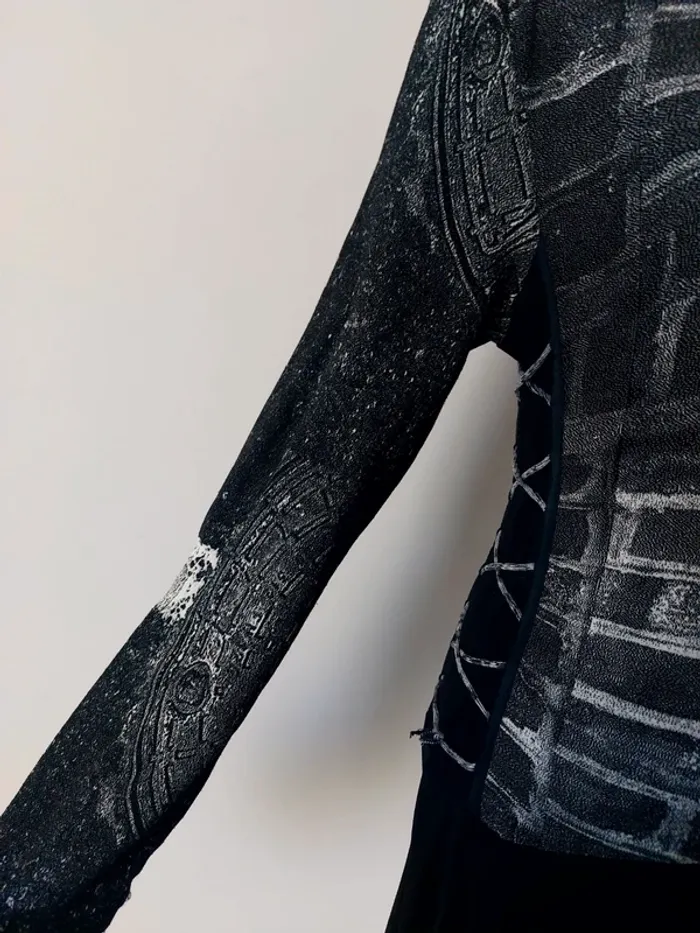 Robe originale motif brique – Taille 38 - photo numéro 9