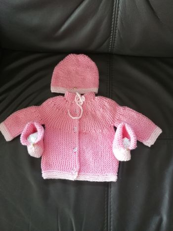 Lot naissance 1mois 3 pièces fait main neuf 