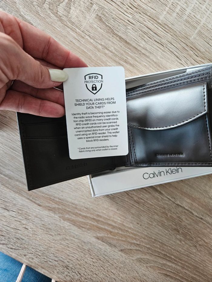 Portefeuille Calvin Klein - photo numéro 6