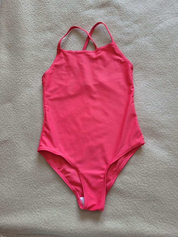 Maillot de bain kiabi 8 ans 131 cm
- photo numéro 1