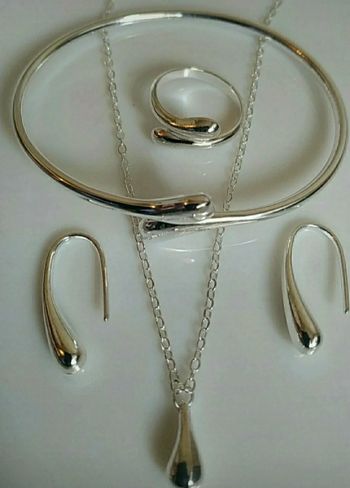 Ensemble bijoux