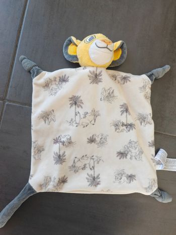 Doudou simba roi lion Disney 