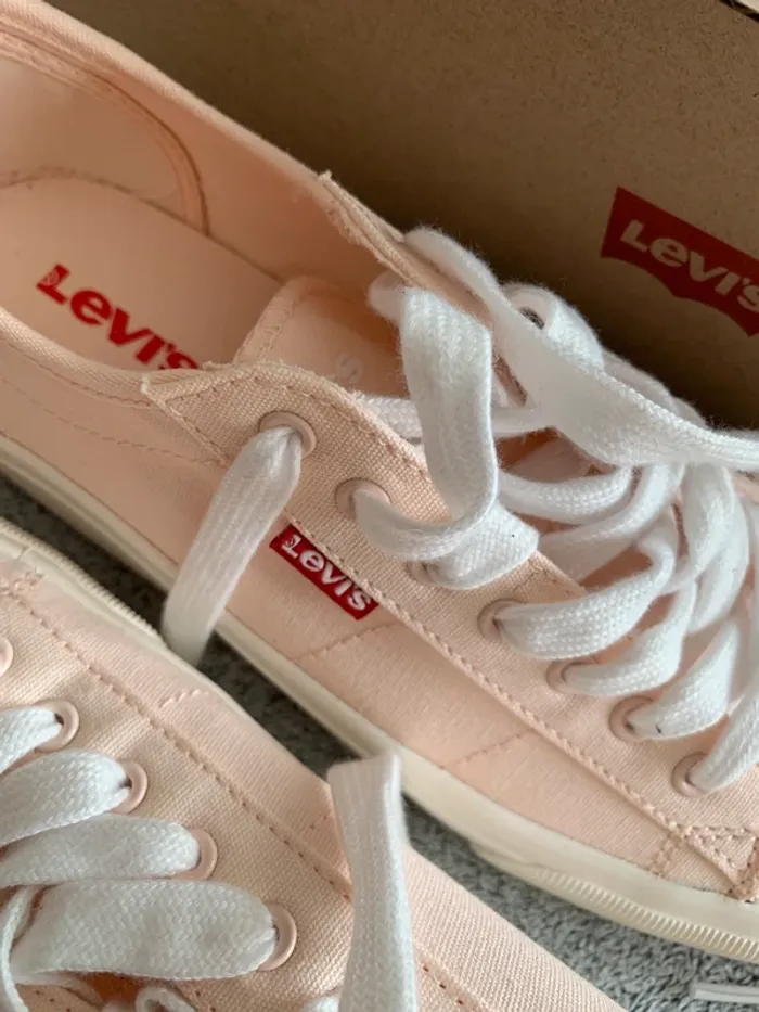 Chaussure Levi's poiture 40 - photo numéro 3