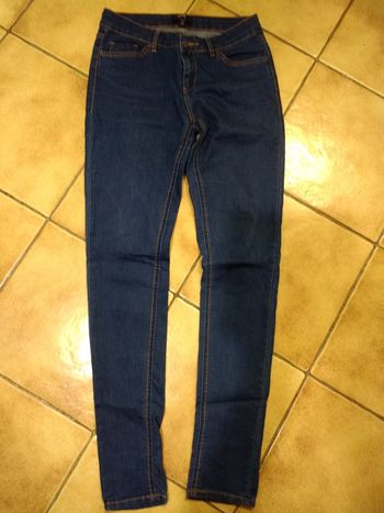 Jean bleu Kiabi taille 36
