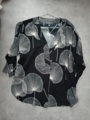 Chemise manches trois quarts esprit 40 noir motifs feuilles beiges